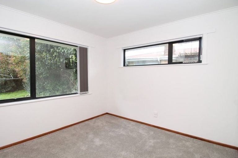 Photo of property in 27 Myers Road, Manurewa East, Auckland, 2102