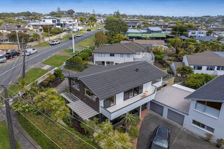 Photo of property in 1/9 Kowhai Road, Mairangi Bay, Auckland, 0630