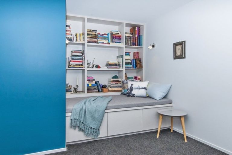 Photo of property in 11 Courtfield Close, Parklands, Christchurch, 8083