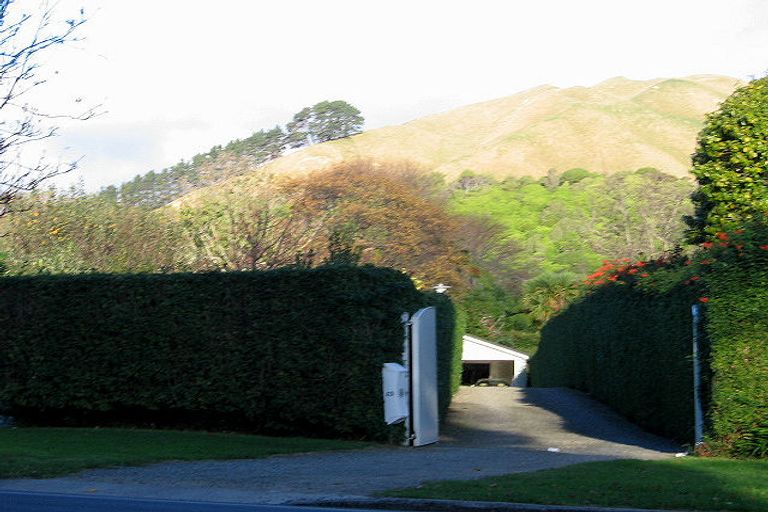 Photo of property in 428 Te Moana Road, Waikanae, 5036