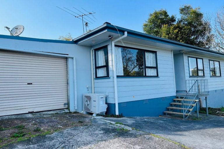 Photo of property in 1/16 Capricorn Place, Glen Eden, Auckland, 0602