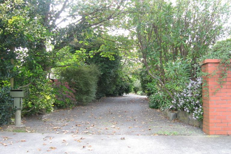 Photo of property in 10 Garden Road, Avalon, Lower Hutt, 5011