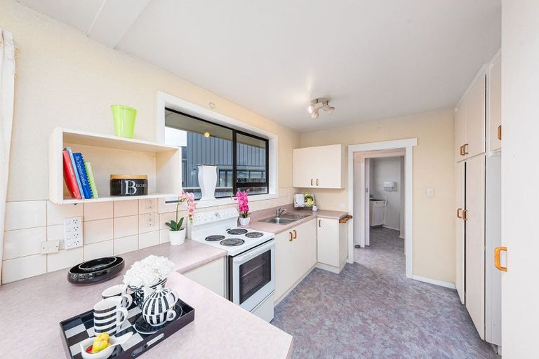 Photo of property in 100 Farrington Avenue, Bishopdale, Christchurch, 8053