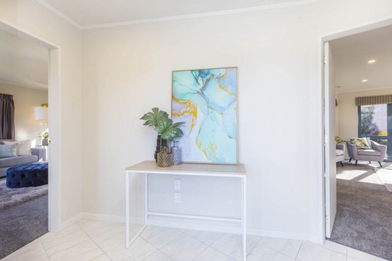 Photo of property in 34 Birkinshaw Grove, Riverstone Terraces, Upper Hutt, 5018