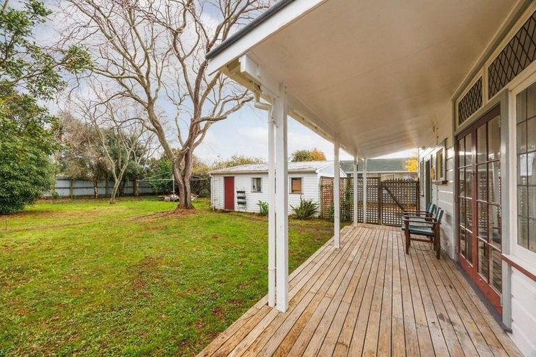 Photo of property in 292 Ruahine Street, Terrace End, Palmerston North, 4410