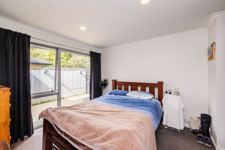 Photo of property in 49 Weston Avenue, Roslyn, Palmerston North, 4414