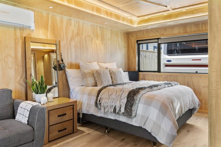 Photo of property in 20 Cook Street, Carters Beach, Westport, 7825