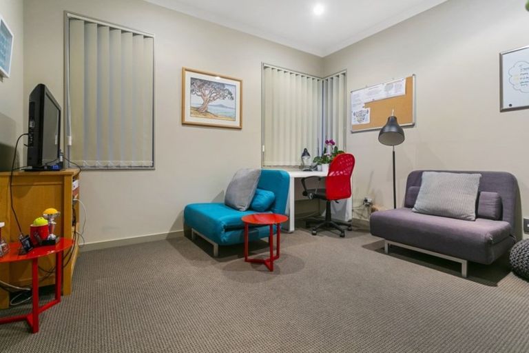 Photo of property in 182 Greenhithe Road, Greenhithe, Auckland, 0632