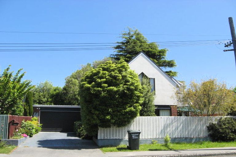 Photo of property in 3 Ryeland Avenue, Ilam, Christchurch, 8041