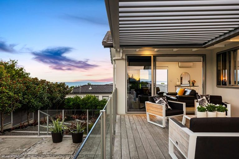 Photo of property in 32 Manhattan Rise, Orewa, 0931