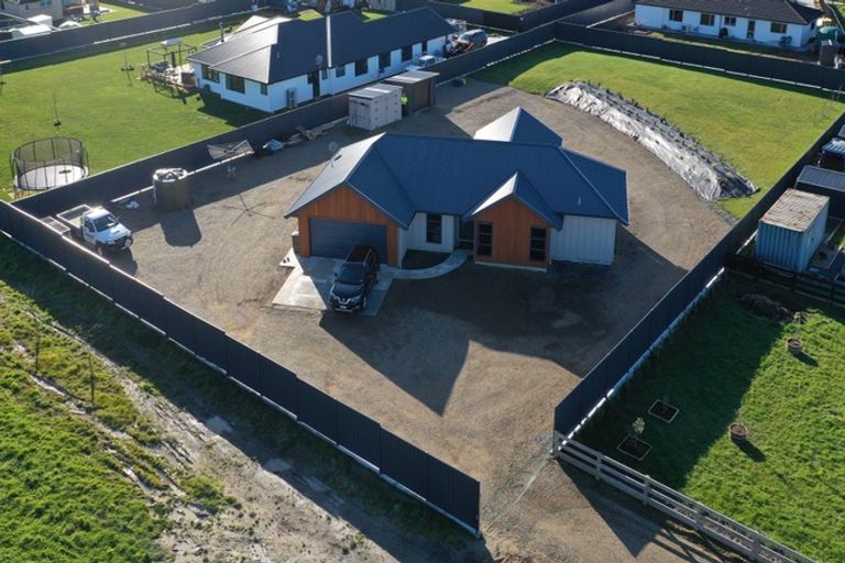 Photo of property in 12 White Road, Otane, 4202