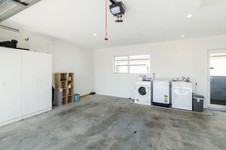 Photo of property in 98 Ferguson Street, West End, Palmerston North, 4412