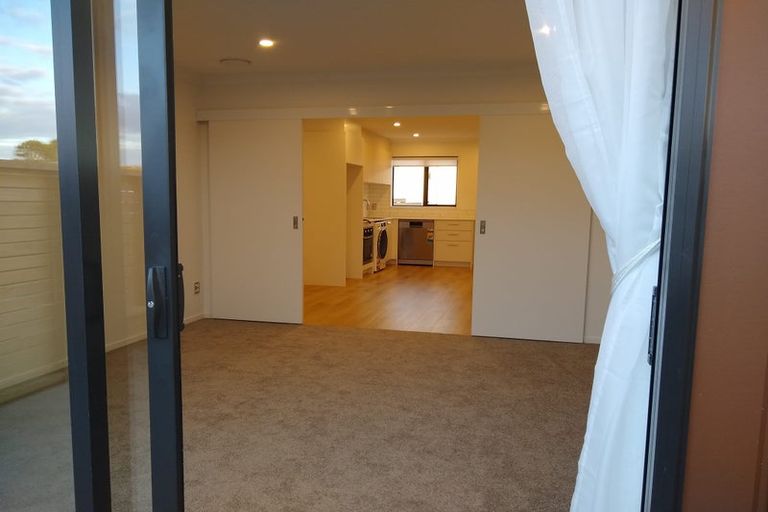 Photo of property in 35 Sun Orchid Avenue, Wiri, Auckland, 2104