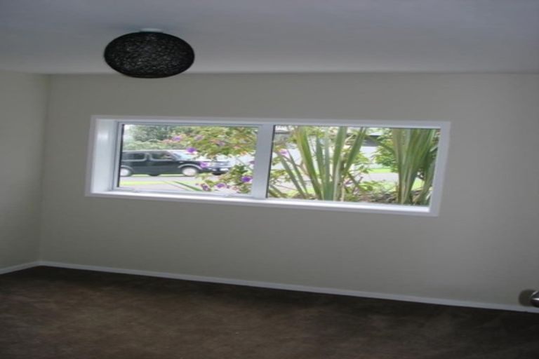 Photo of property in 1/47 Braemar Road, Rothesay Bay, Auckland, 0630