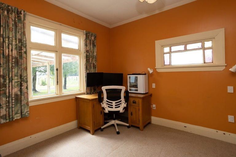 Photo of property in 329 Wallacetown Lorneville Highway, Makarewa, Invercargill, 9874