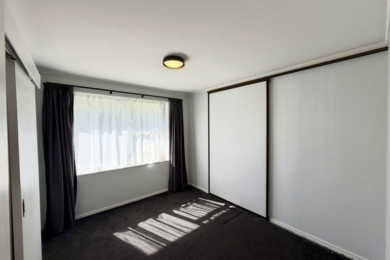 Photo of property in 2 Hill Court, Awapuni, Palmerston North, 4412