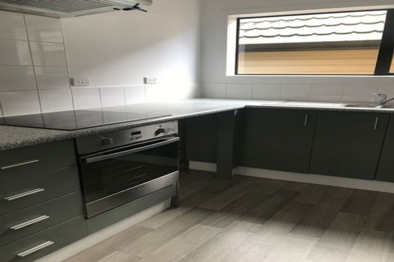 Photo of property in St Claire Village, 141/172 Mcleod Road, Te Atatu South, Auckland, 0610