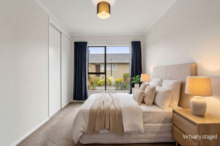 Photo of property in 11 Sandstrom Grove, Feilding, 4702