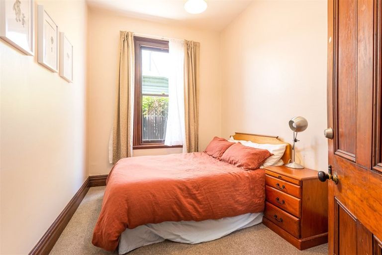 Photo of property in 28 Fairfield Avenue, Addington, Christchurch, 8024