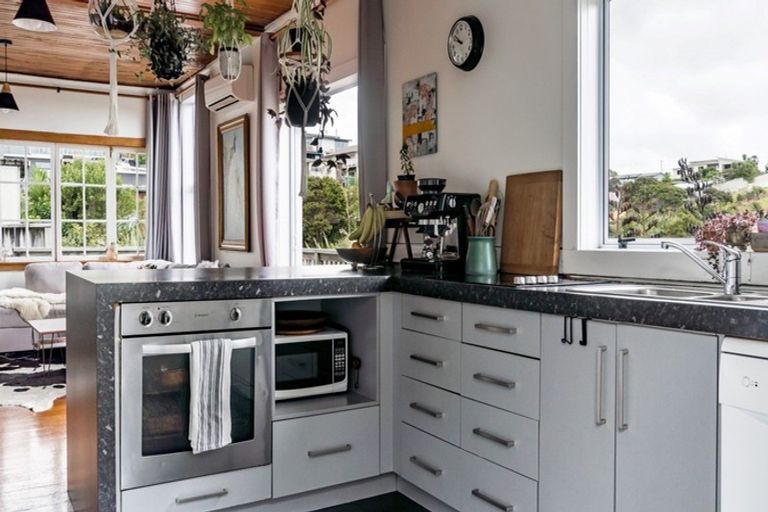 Photo of property in 15 Violet Street, Raglan, 3225