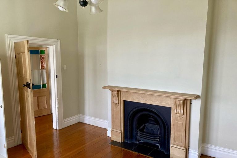 Photo of property in 8 High Street, Devonport, Auckland, 0624