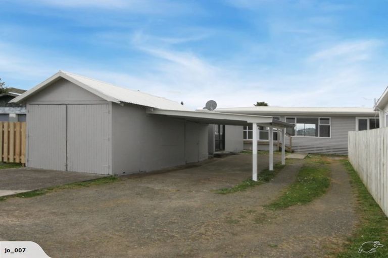 Photo of property in 11c Edinburgh Street, Tuakau, 2121