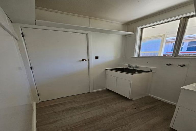 Photo of property in 10 Lansdowne Crescent, Lansdowne, Masterton, 5810