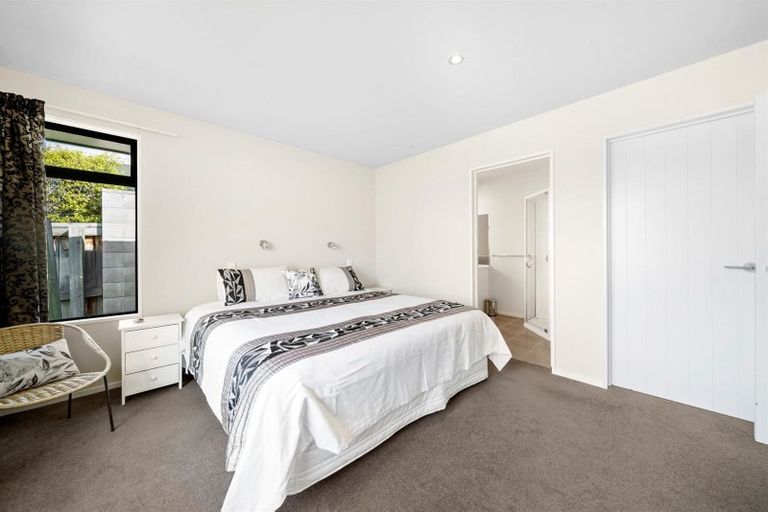 Photo of property in 28b Old Station Avenue, Wanaka, 9305