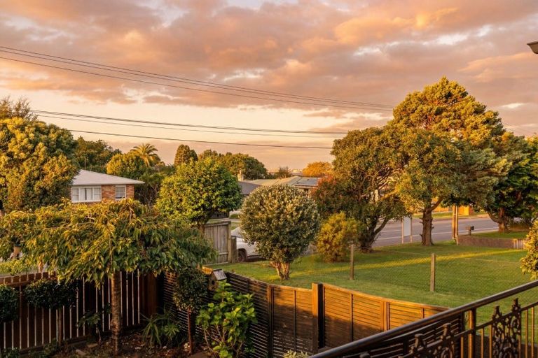 Photo of property in 242 Ngatai Road, Otumoetai, Tauranga, 3110