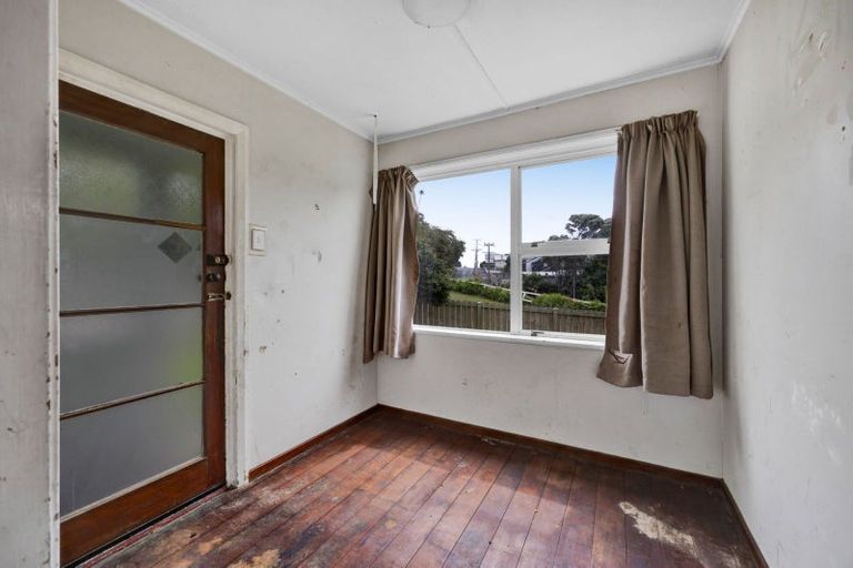 Photo of property in 6 Mill Road, New Plymouth, 4310