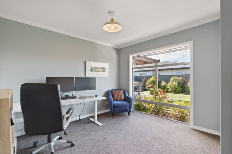 Photo of property in 9 Drovers Way, Frimley, Hastings, 4120