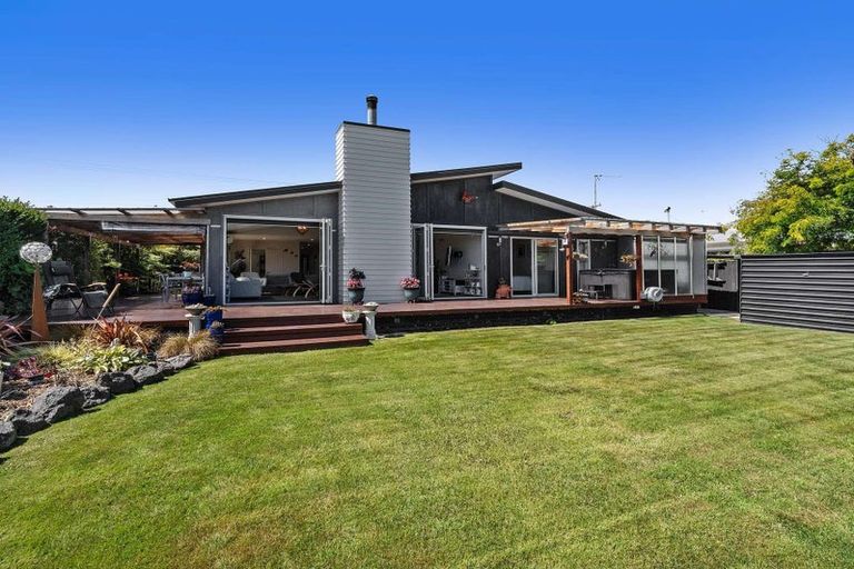 Photo of property in 79 Dunns Avenue, The Pines Beach, 7630