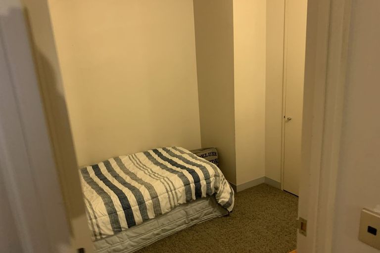 Photo of property in Gerondis Bldg Apartments, 211/60 Willis Street, Wellington Central, Wellington, 6011