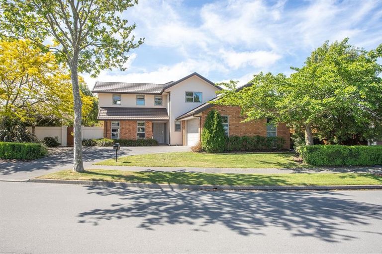 Photo of property in 18 Country Palms Drive, Halswell, Christchurch, 8025