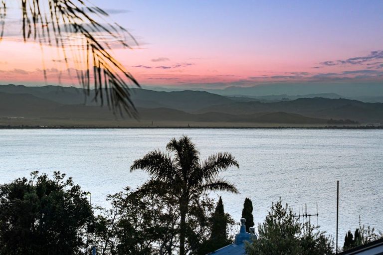 Photo of property in 128b Thompson Road, Bluff Hill, Napier, 4110