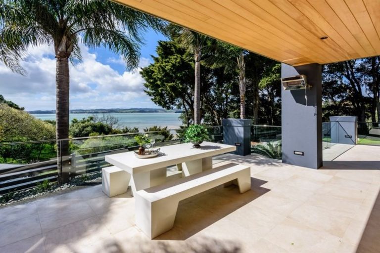 Photo of property in 88 Cockle Bay Road, Cockle Bay, Auckland, 2014