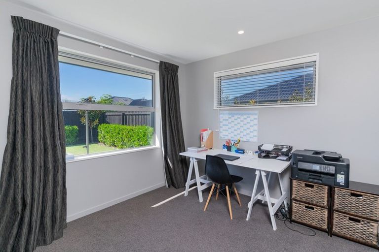 Photo of property in 93 Georgina Street, Marshland, Christchurch, 8083