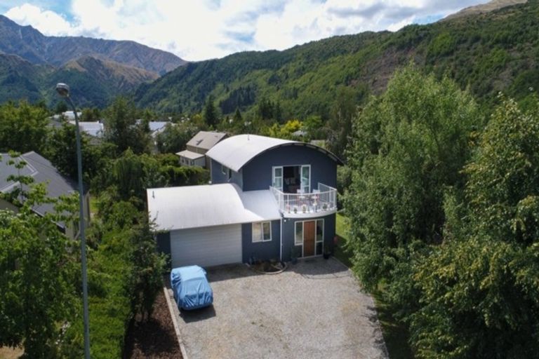 Photo of property in 3 Jopp Street, Arrowtown, 9302