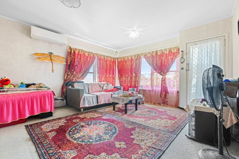Photo of property in 1/80 Rangitoto Road, Papatoetoe, Auckland, 2025