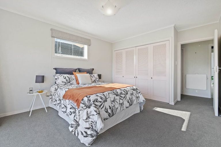 Photo of property in 1/18 Toru Street, Te Atatu Peninsula, Auckland, 0610