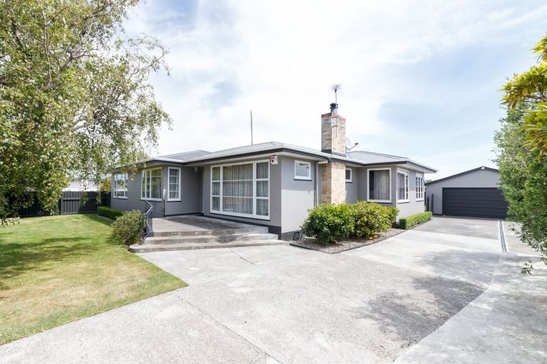 Photo of property in 4 Richmond Avenue, Takaro, Palmerston North, 4410
