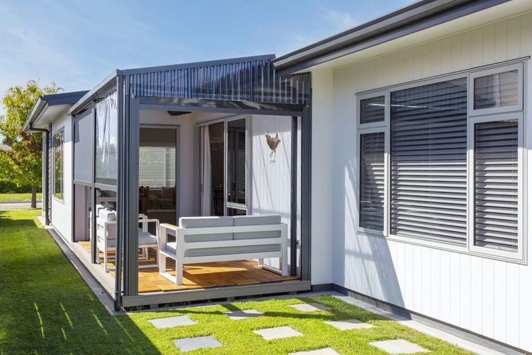 Photo of property in 19 Noumea Drive, Rangatira Park, Taupo, 3330