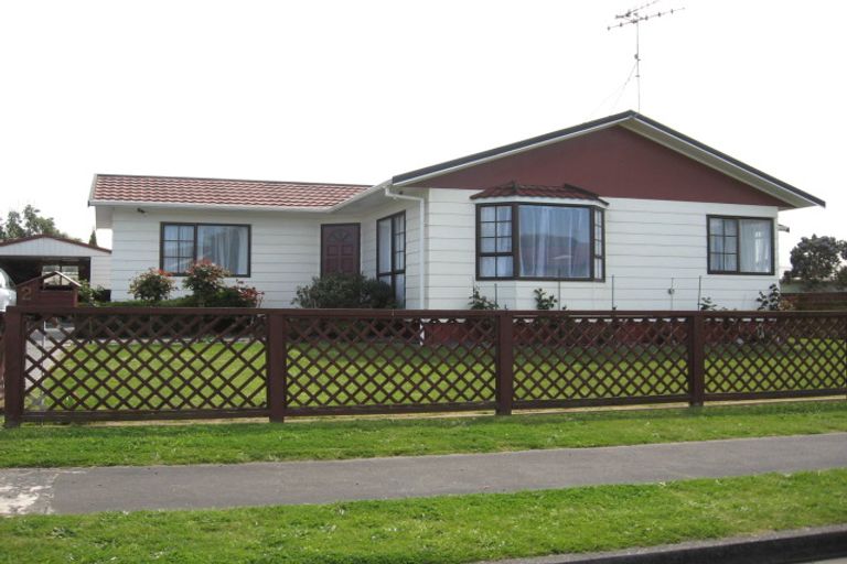 Photo of property in 2 Sheffield Place, Springvale, Whanganui, 4501