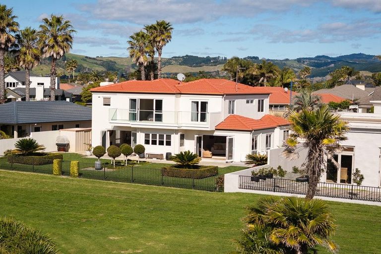 Photo of property in 6 Sovereign Drive, Papamoa Beach, Papamoa, 3118