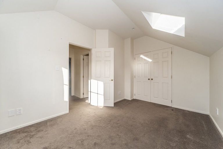 Photo of property in 30 Firth Terrace, Karori, Wellington, 6012