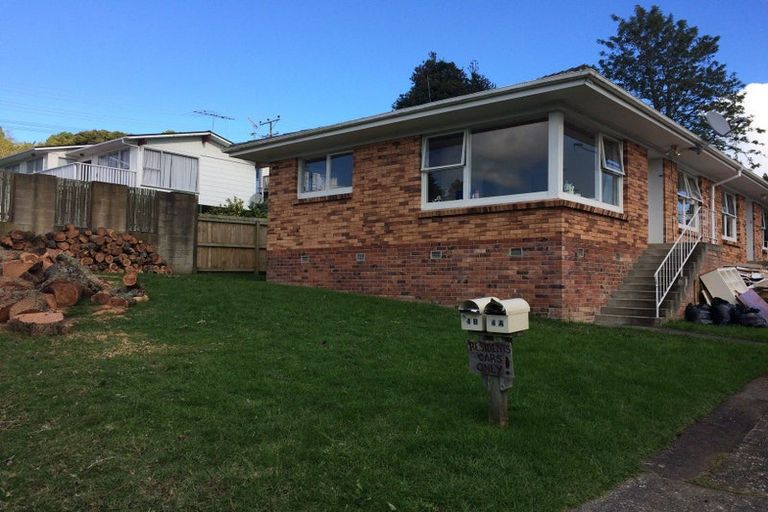 Photo of property in 4 Agincourt Street, Glenfield, Auckland, 0629