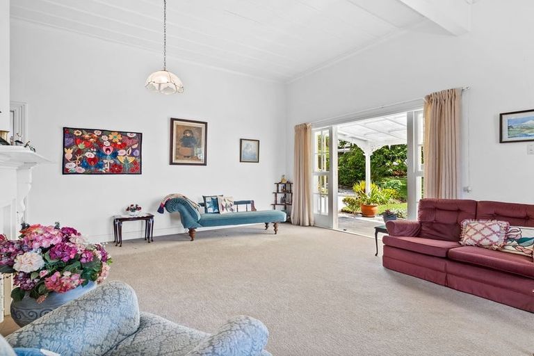Photo of property in 12 Grey Street, Regent, Whangarei, 0112