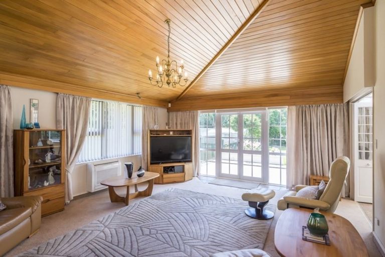 Photo of property in 21 Matai Road, Raumati South, Paraparaumu, 5032