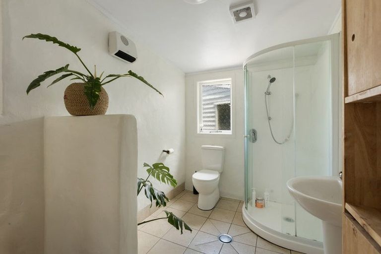 Photo of property in 11 Roretana Drive, Athenree, Katikati, 3177