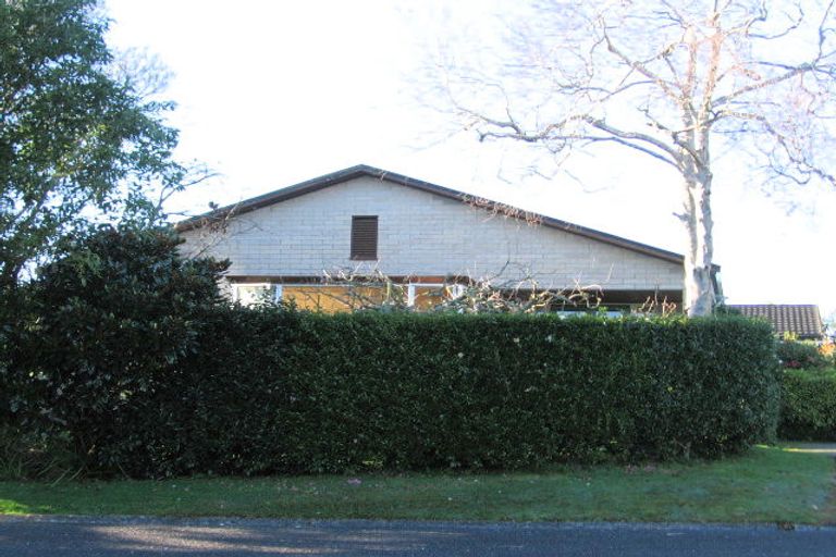 Photo of property in 94 Braid Road, St Andrews, Hamilton, 3200